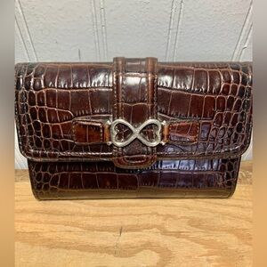 Brighton Brown Leather Embossed Alligator Wallet Clutch Wristlet